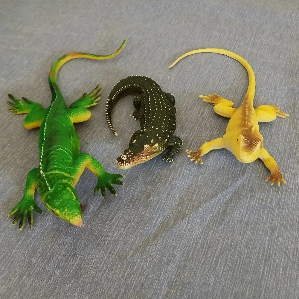 Bundle Reptiles plastic toy x 3